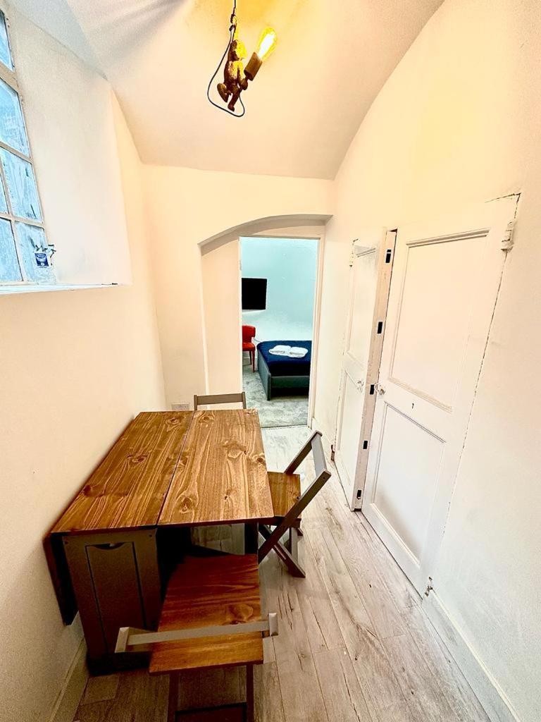 런던 Ground Floor Flat 아파트 외부 사진